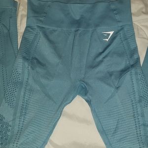 Small Gymshark leggings